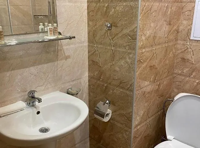 Deluxe Приморско