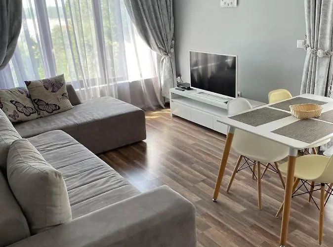 Deluxe Апартамент Приморско